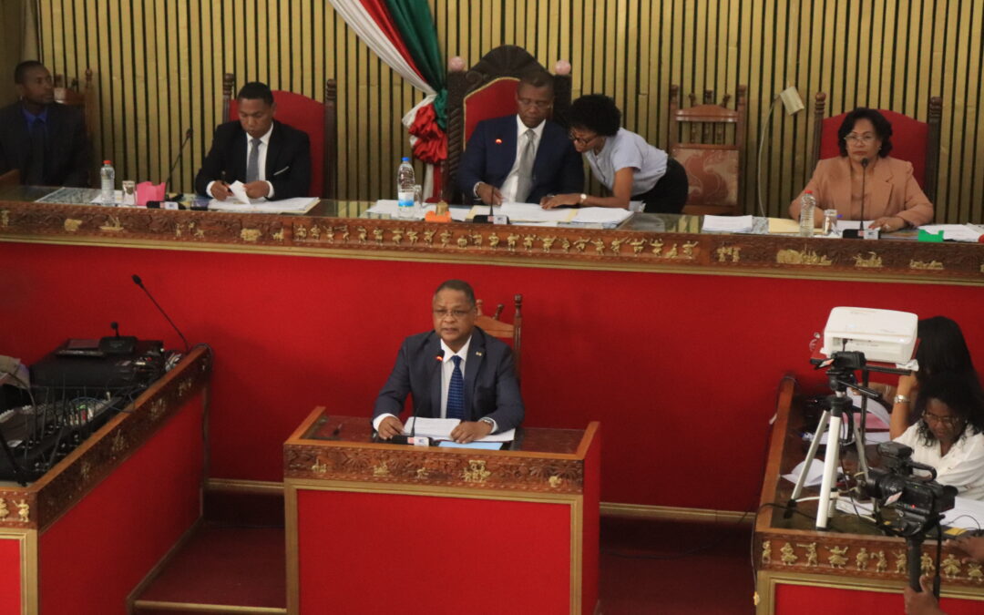 De la Refondation aux urnes : la transition se donne 24 mois